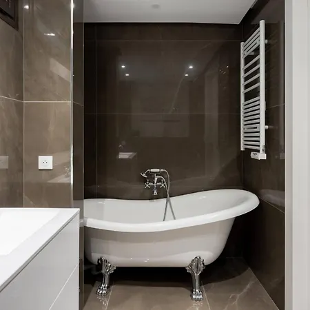 Adriana By Terry's Homes Waterfront Seaview *